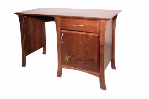 Elegants un praktisks pūdergalds, izgatavots no bērza masīvkoka. Iespējams pasūtīt dažādos toņos. Izmērs : 110x75 cm H 46cm  Ražots Latvijā