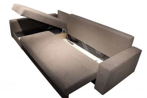 Izvelkams stūra dīvāns Otello XL ar divām veļas kastēm. Izgatavots Latvijā.