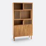 Vitrīna Mila, ozols