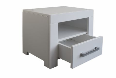 Naktsskapītis Style, izgatavots no lamināta un balta MDF, ražots Latvijā