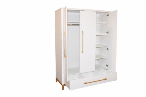 Skapis SCANDIC  Junior 3 durvju ar atvikltni izgatavots no MDF , lamināta un ozola