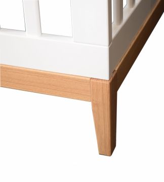 Zīdaiņu gultiņa Scandic 60x120 cm mdf, masīvozols, ražots Latvijā